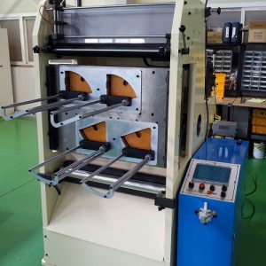 PACKERS PUNCHING MACHINES MODEL SW-700mm 27.56″